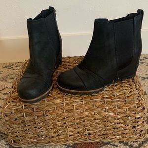Sorel Lea wedge boot